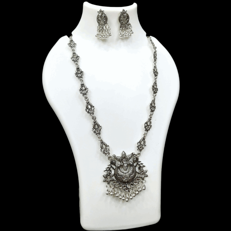 Silver Oxidized Plated Necklace With Earrings Set ( White )